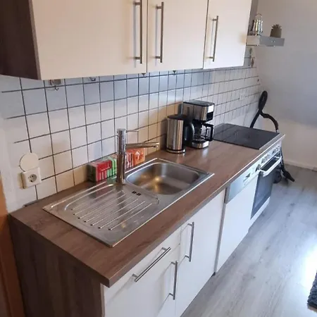 Monteurwohnung Dgl In Der Naehe Zur Veltinsarena דירה