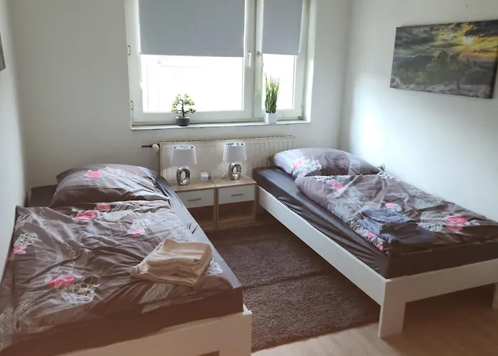 Monteurwohnung Dgl In Der Naehe Zur Veltinsarena דירה *