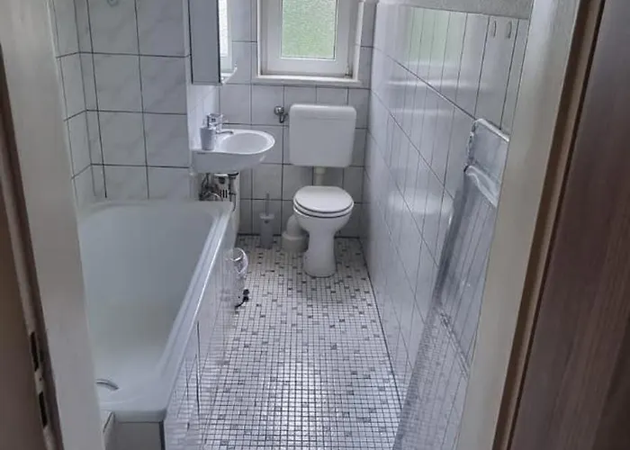 Monteurwohnung Dgl In Der Naehe Zur Veltinsarena דירה *