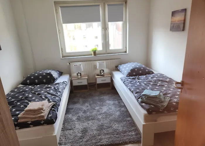 Monteurwohnung Dgl In Der Naehe Zur Veltinsarena דירה *